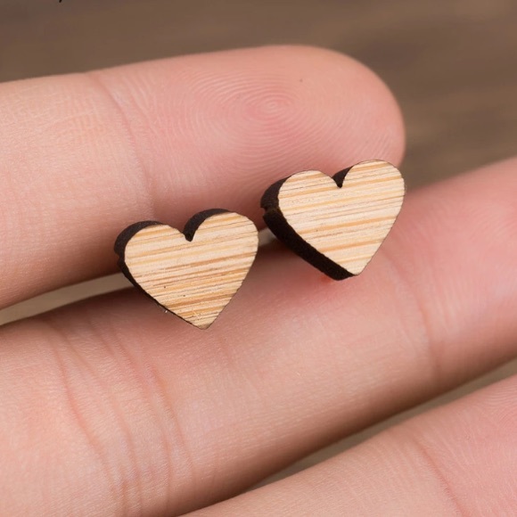 wood heart star earrings - Picture 4 of 8
